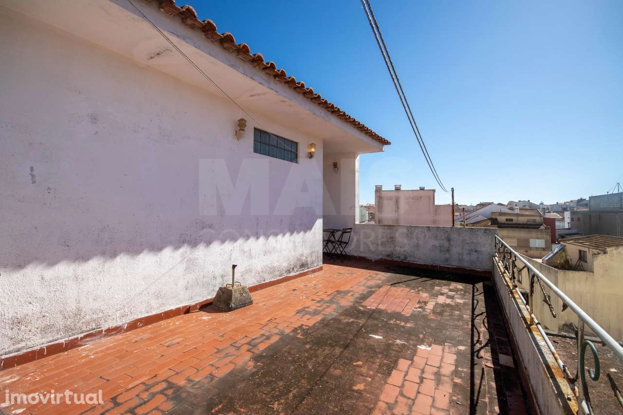 Prédio no Centro de Peniche! - Grande imagem: 3/50