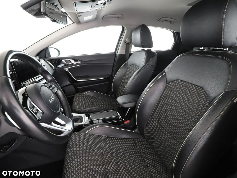 Kia XCeed 1.6 GDI DCT6 OPF Inspiration - 15