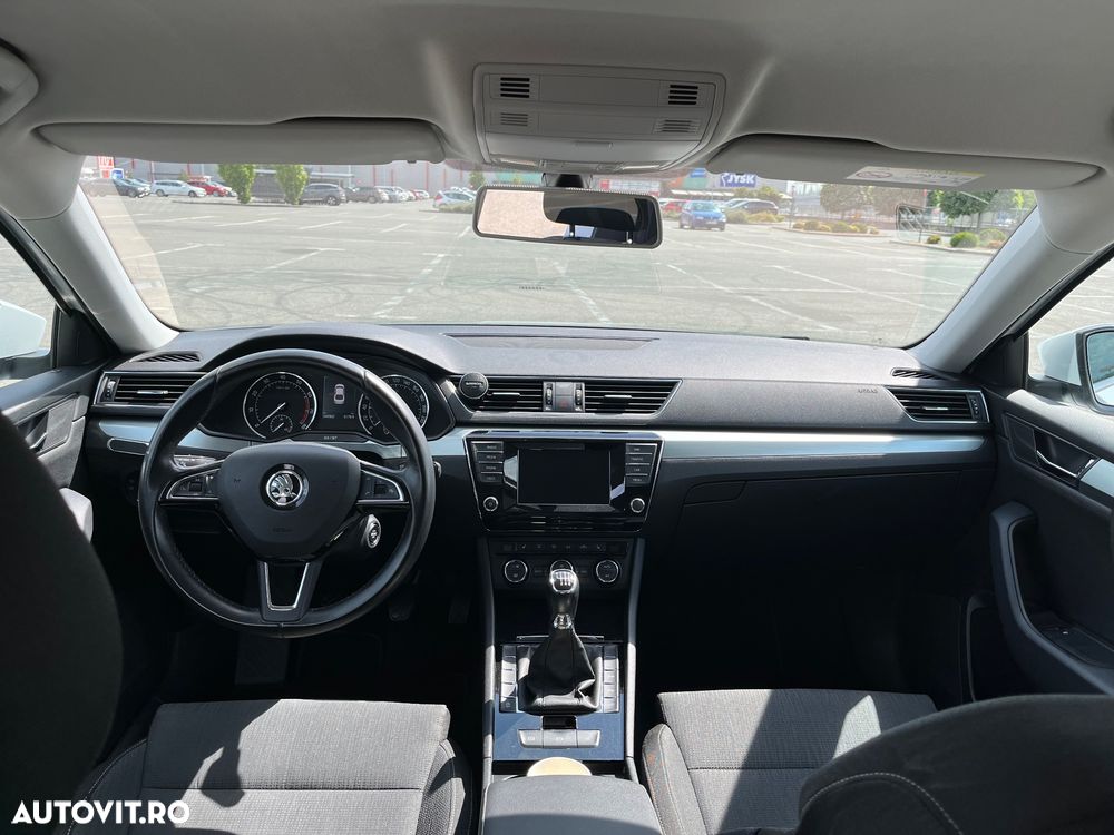 Skoda Superb 1.4 TSI ACT Ambition - 8