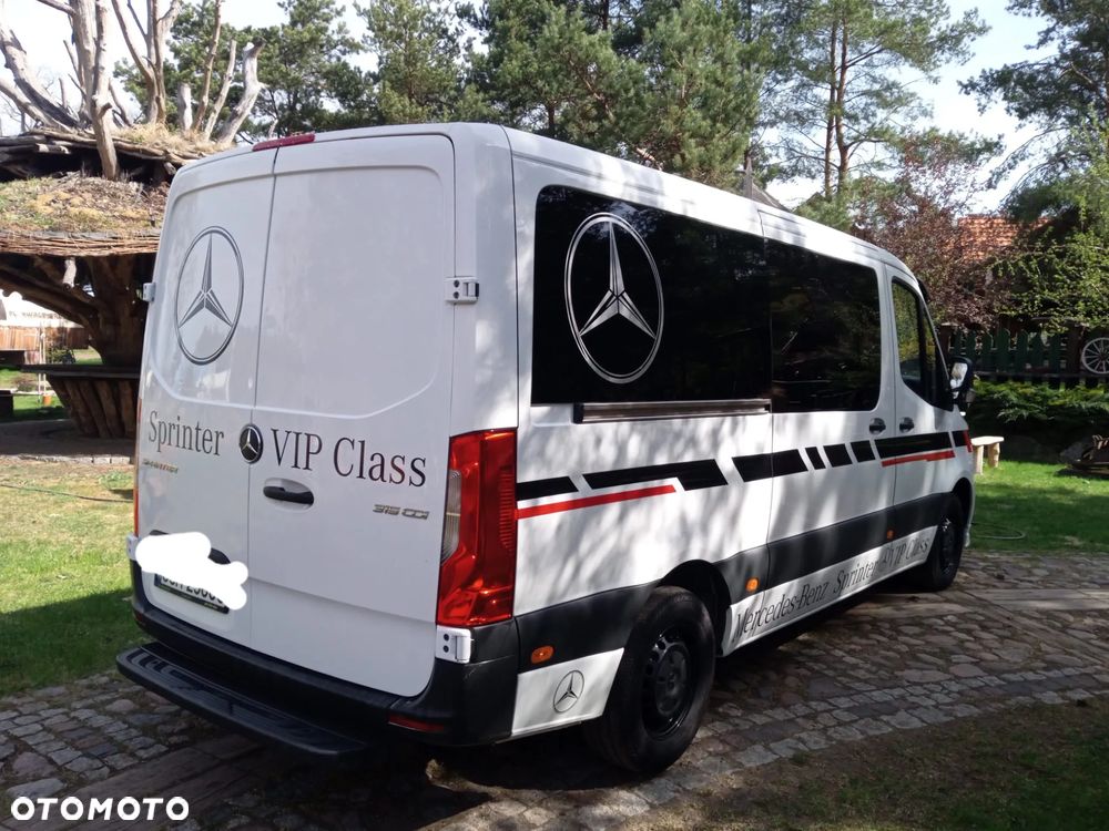 Mercedes-Benz Sprinter 907.221 - 5