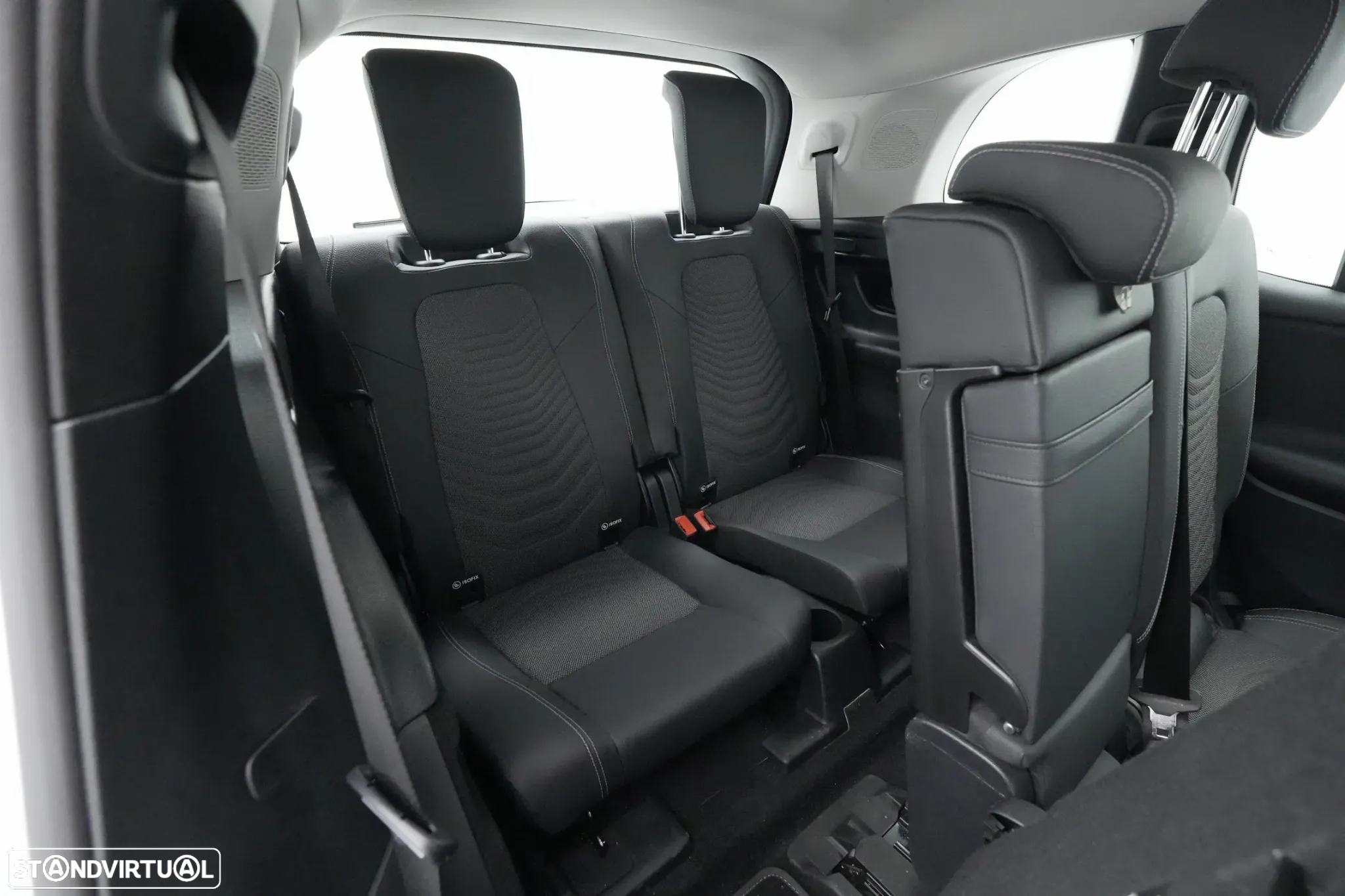 Mercedes-Benz GLB 180 d Progressive - 26