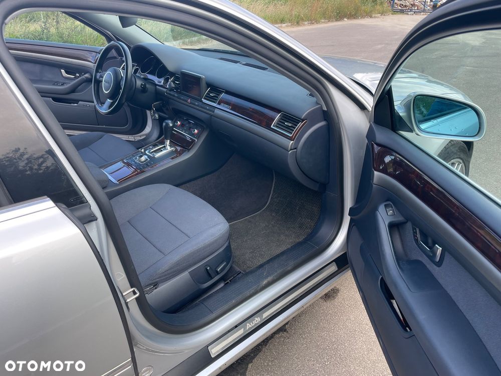 Audi A8 - 5