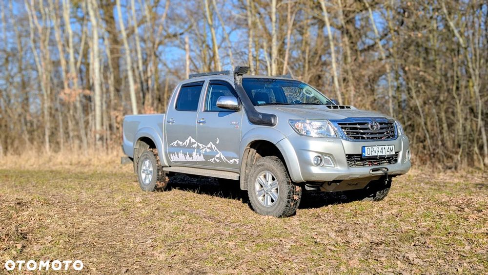 Toyota Hilux 2.5 D-4D SR - 4