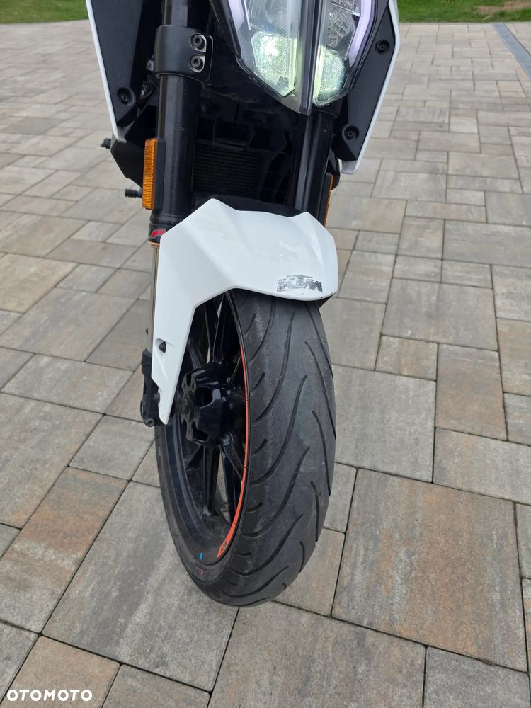 KTM Duke 125 - 10