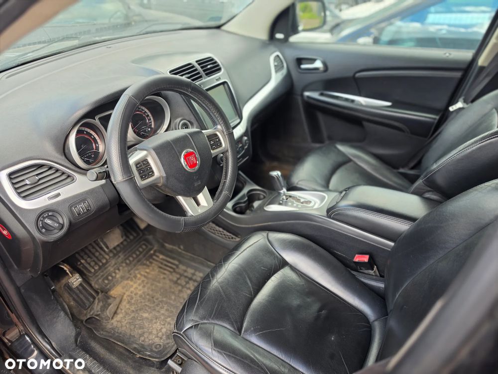 Fiat Freemont 2.0 Multijet Black Code AWD - 12