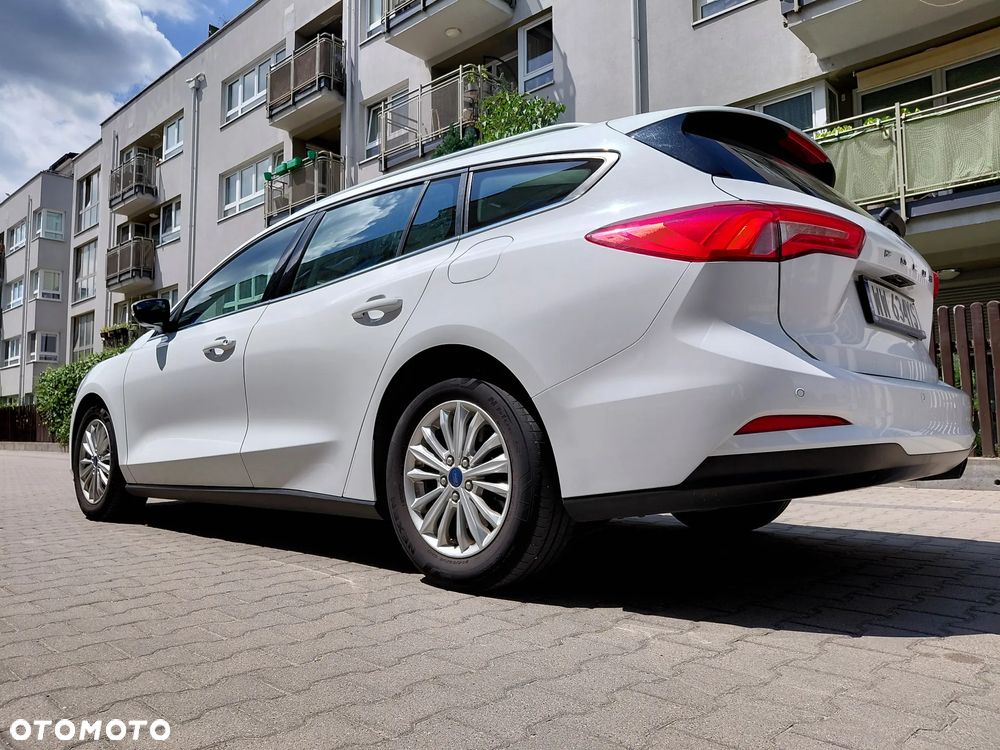 Ford Focus 1.5 EcoBoost Titanium ASS - 5