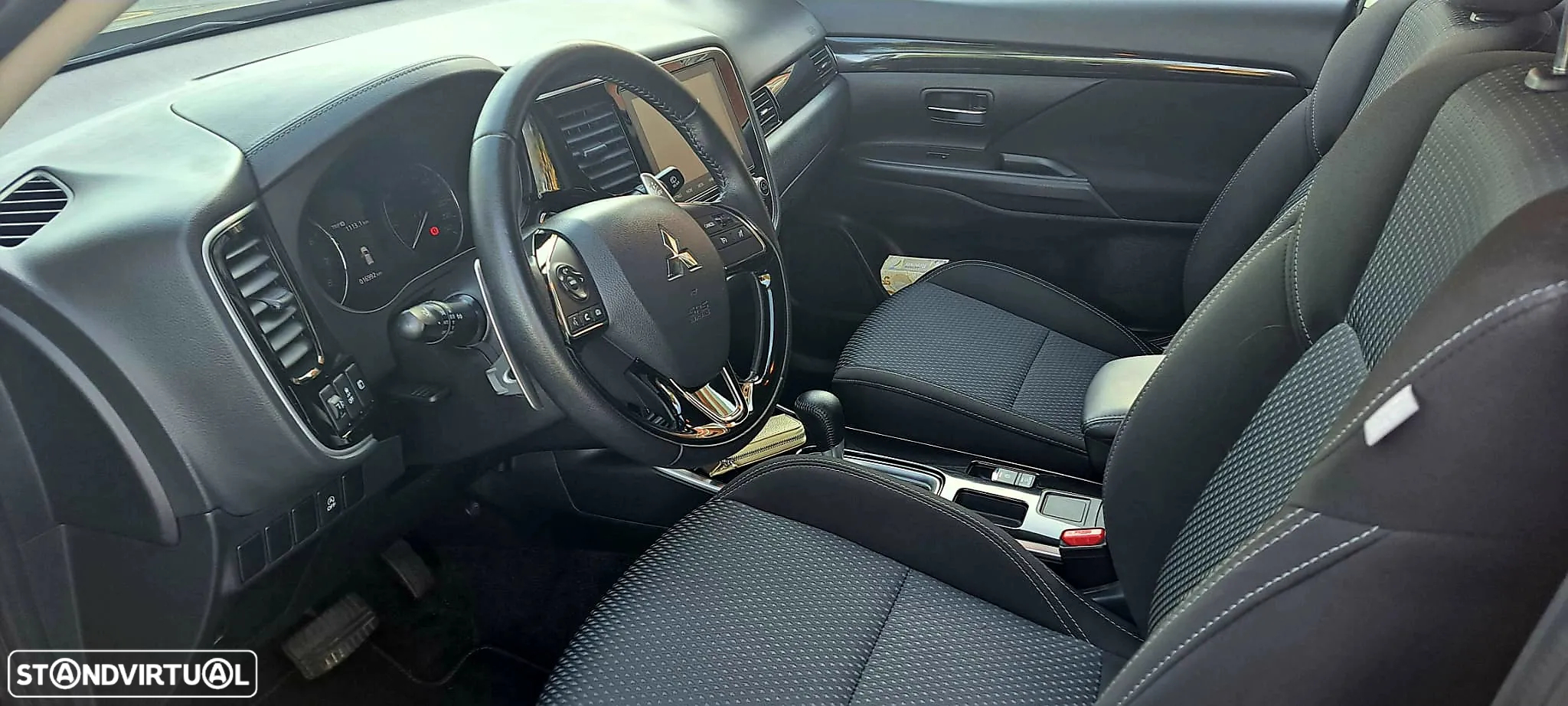 Mitsubishi Outlander 2.0 Kaiteki CVT - 11