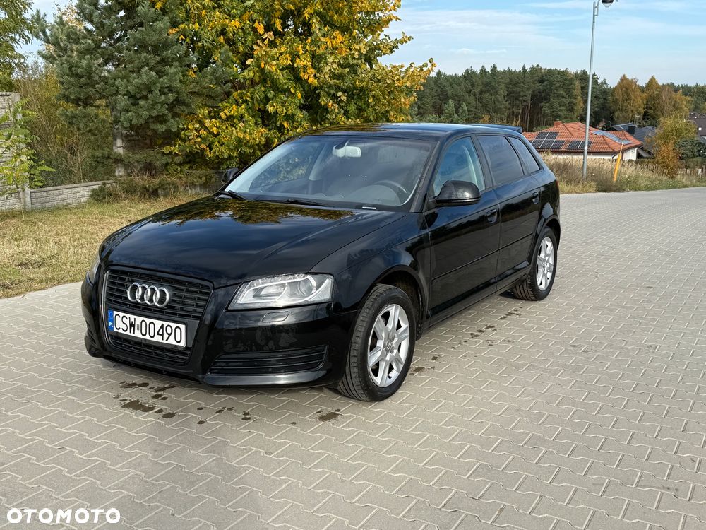 Audi A3 Sportback - 1