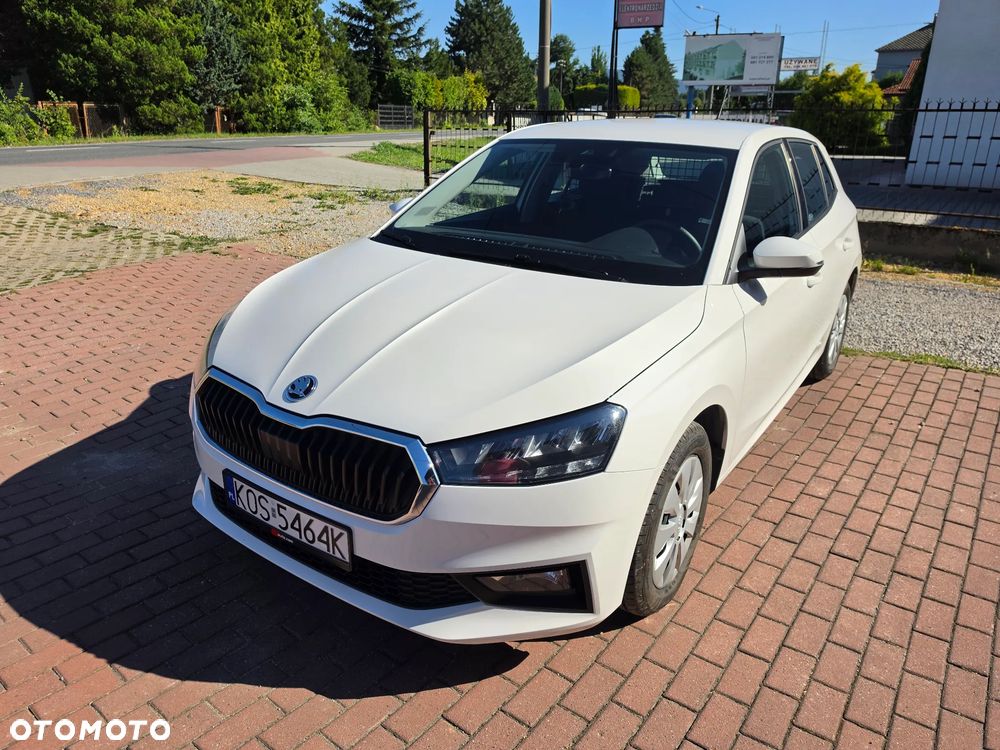 Skoda Fabia 1.0 Essence - 3