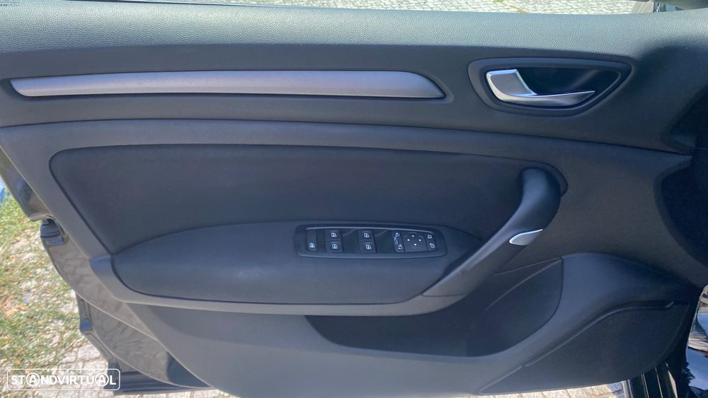 Renault Mégane Sport Tourer 1.3 TCe Limited - 20
