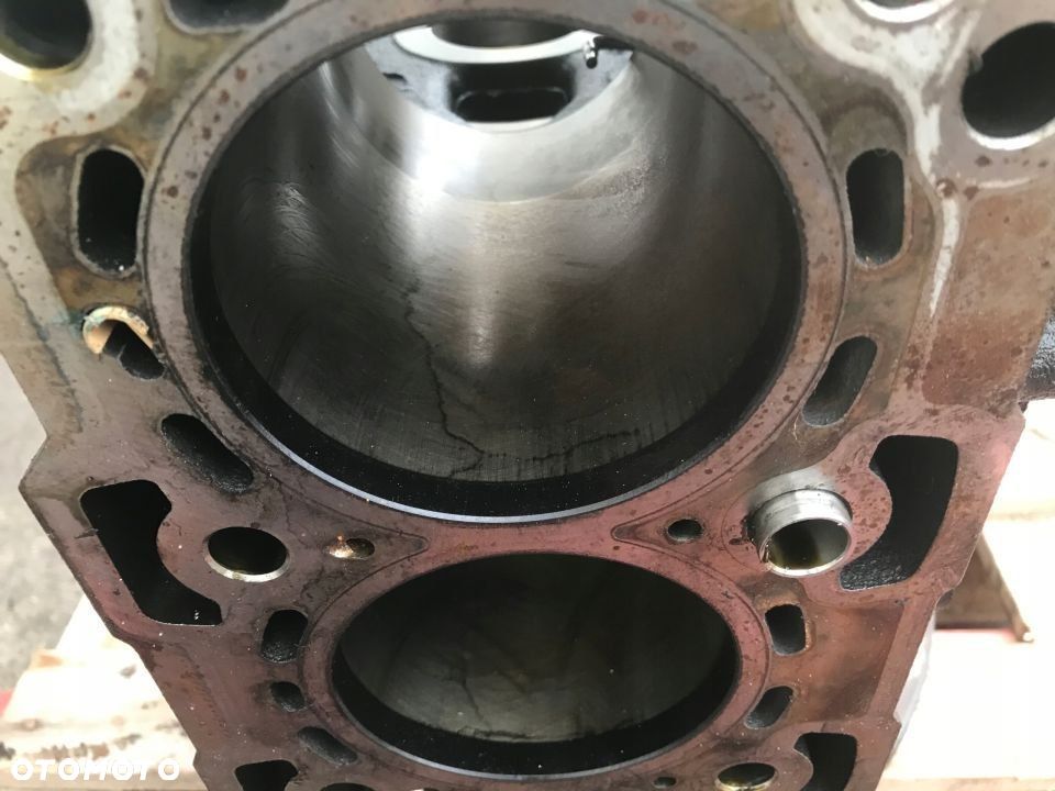 Blok silnika Chevrolet Orlando Cruze Captiva 2.0d VCDI 163KM Z20D1 diesel - 7