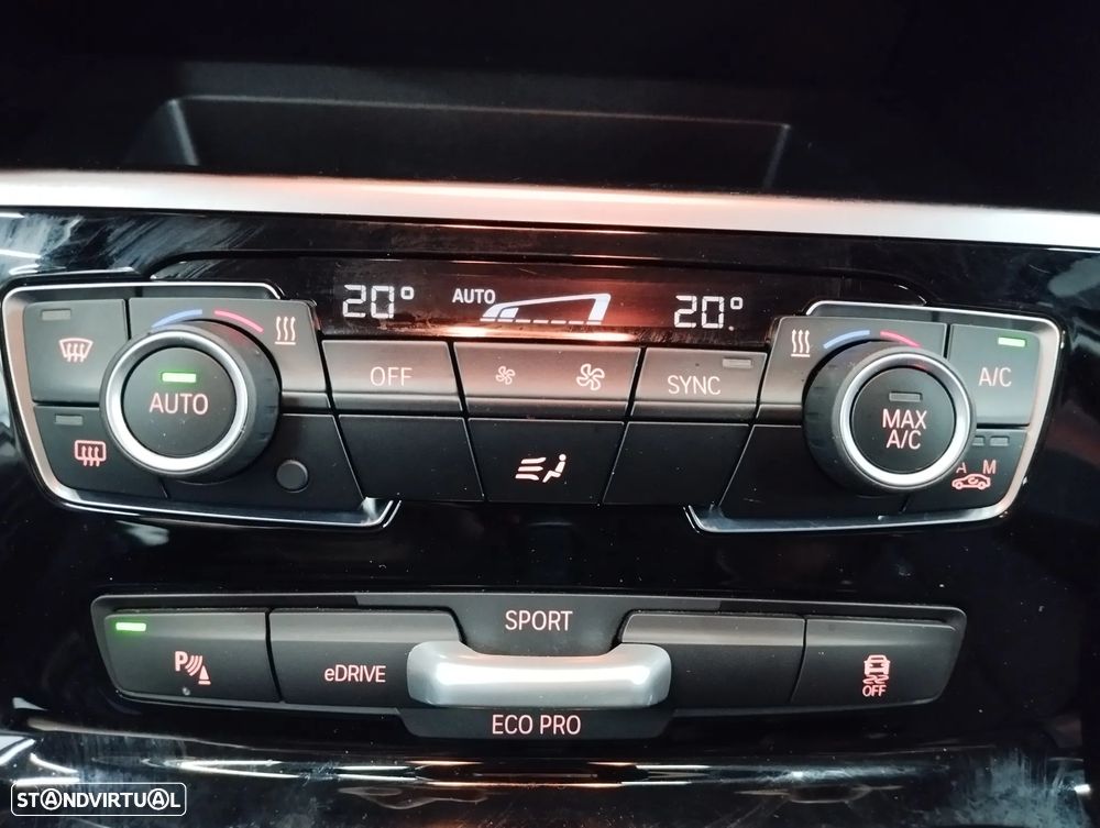 BMW 225xe Active Tourer Advantage - 37