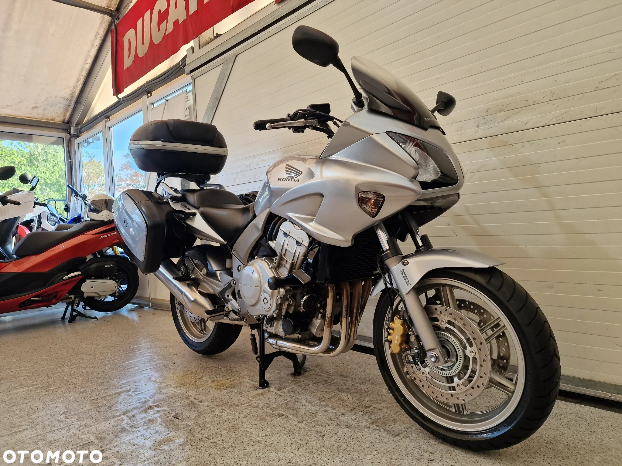 Honda CBF - 3