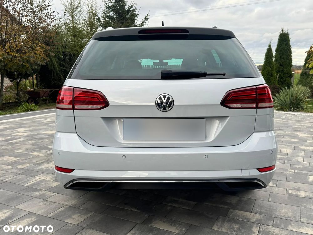 Volkswagen Golf 1.6 TDI SCR DSG Comfortline - 10