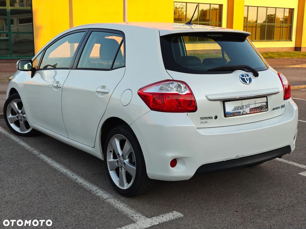 Toyota Auris 1.8 HSD Luna - 9
