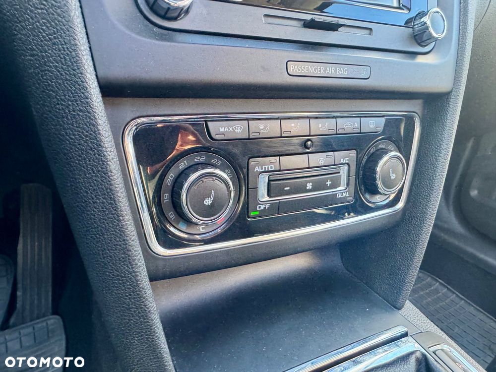 Skoda Superb 2.0 TDI L&K - 7