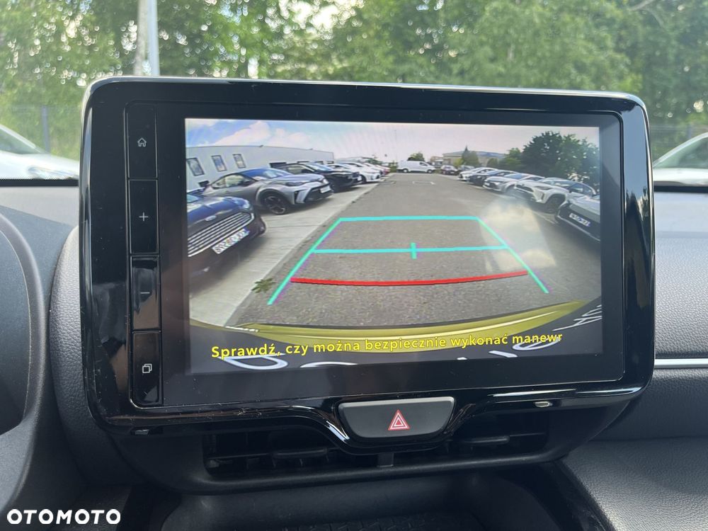 Toyota Yaris Cross Hybrid 1.5 Comfort 4x4 - 10