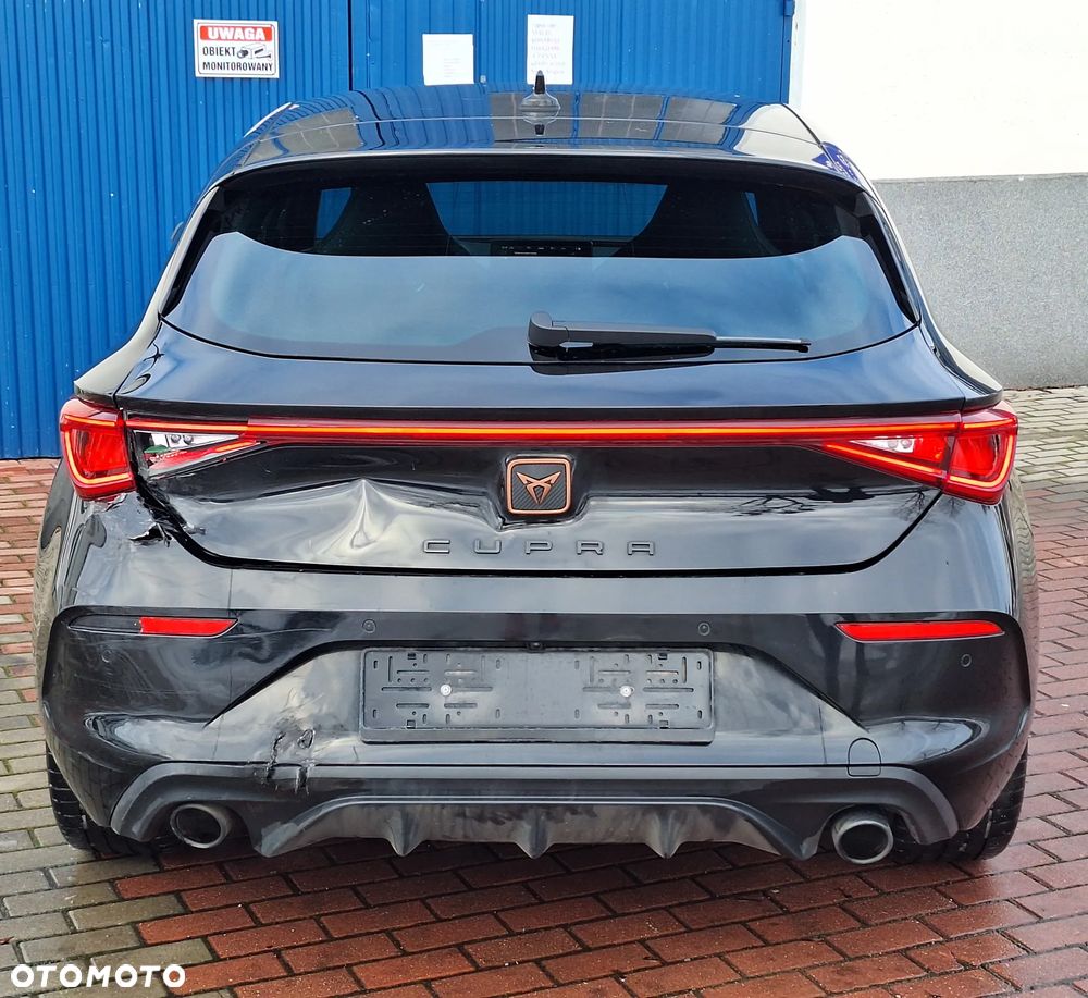 Cupra Leon 2.0 TSI DSG VZ - 4