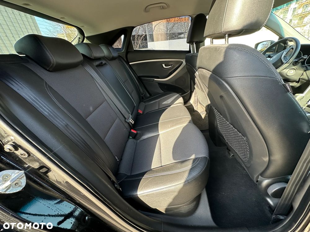 Hyundai i30 1.4 CRDi Intro Edition - 16