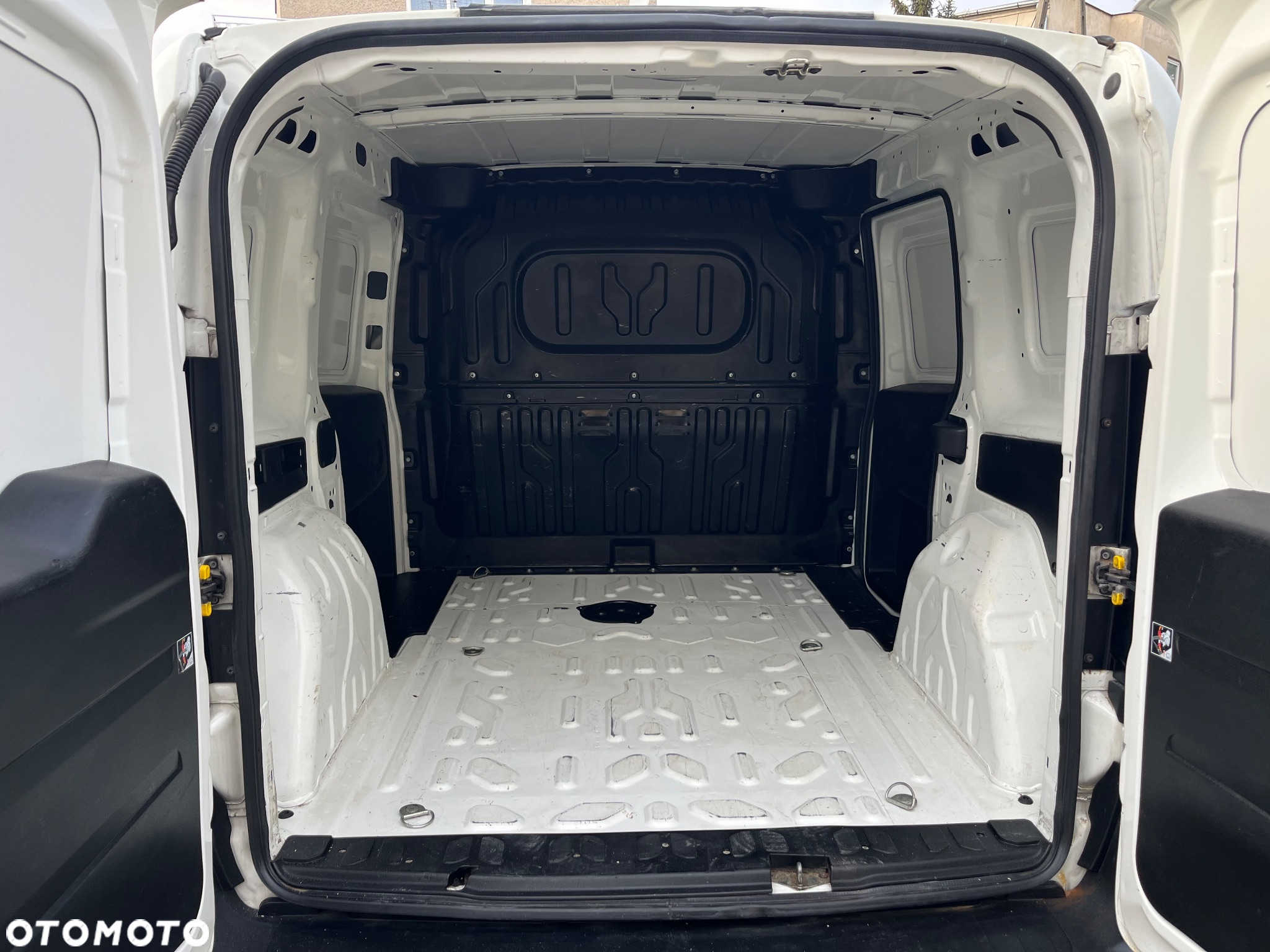 Fiat Doblo - 10