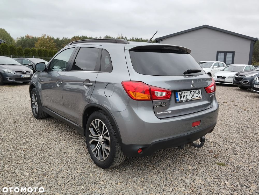 Mitsubishi ASX - 5