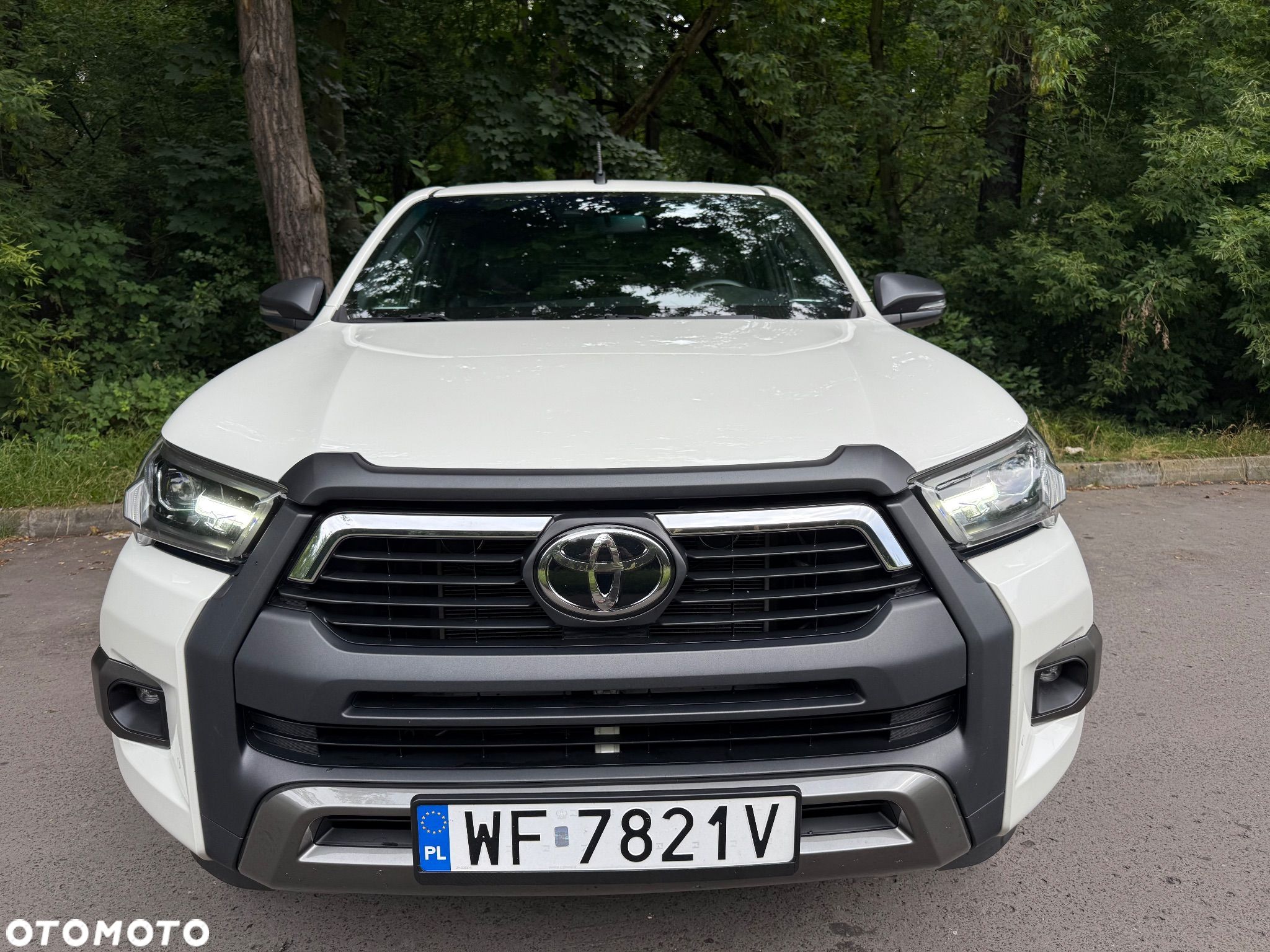 Toyota Hilux 2.8 D-4D Double Cab Invincible 4x4 - 1
