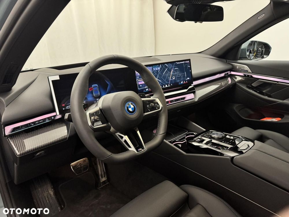 BMW Seria 5 - 18