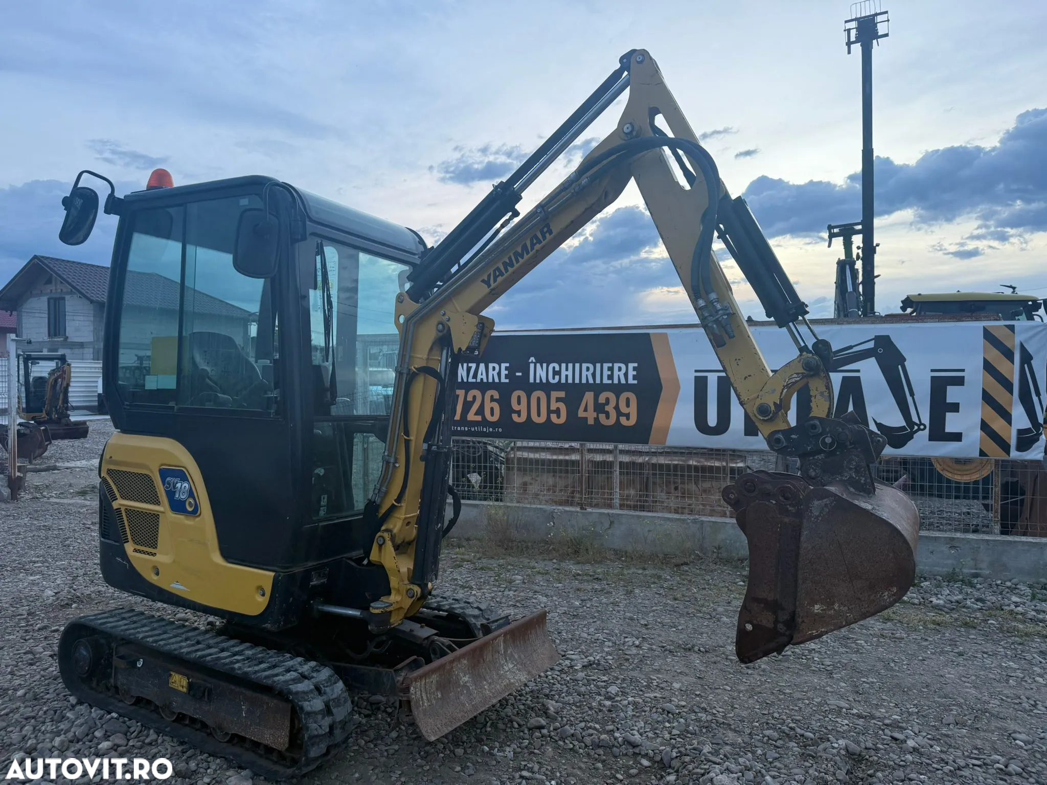 Yanmar SV18 - 11