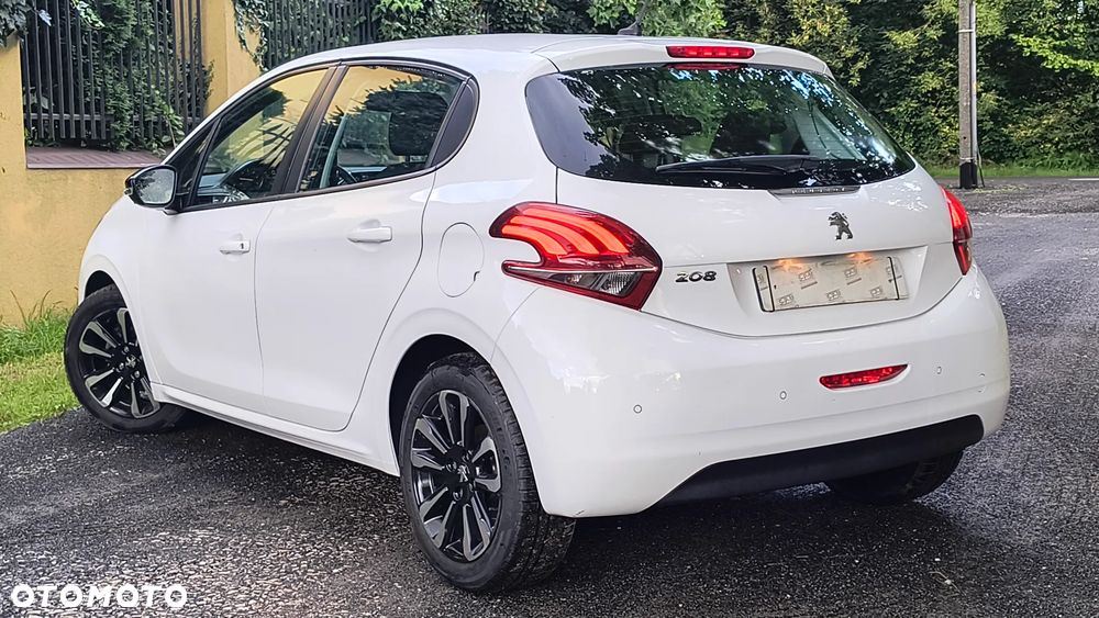 Peugeot 208 BlueHDi 100 Allure - 5