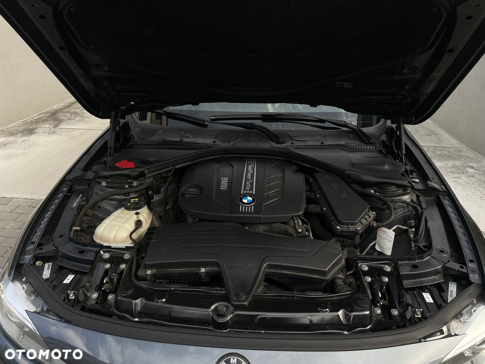BMW Seria 3 - 32