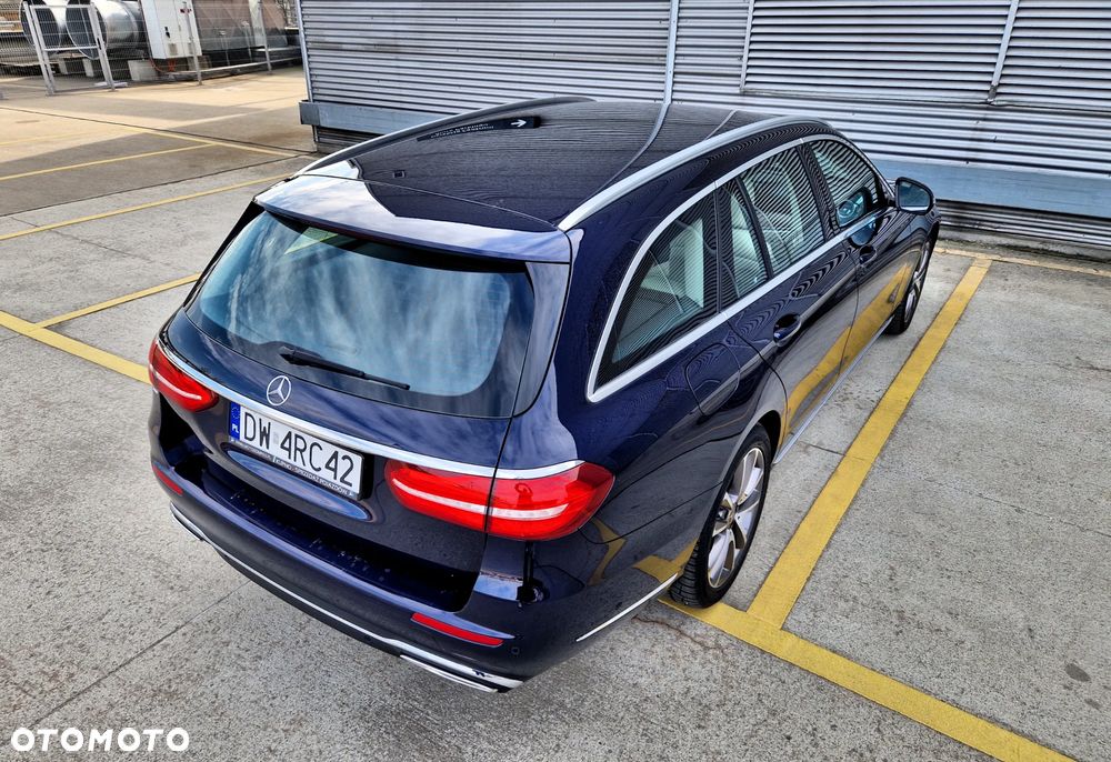 Mercedes-Benz Klasa E 450 4Matic 9G-TRONIC Exclusive - 20