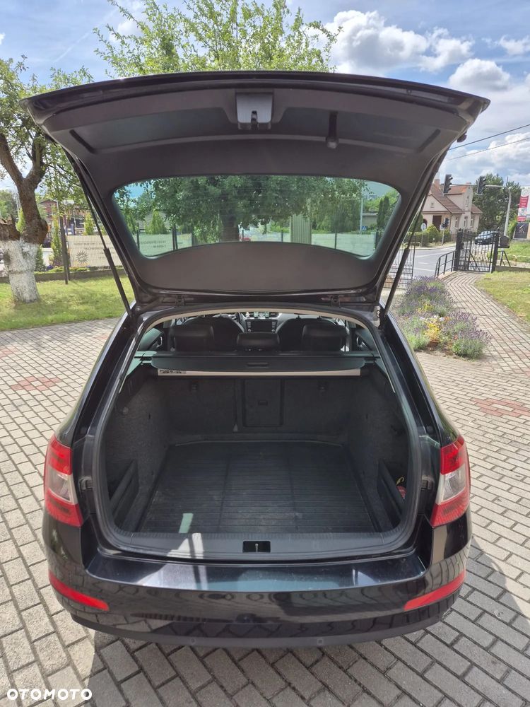 Skoda Octavia 2.0 TDI Elegance DSG - 11