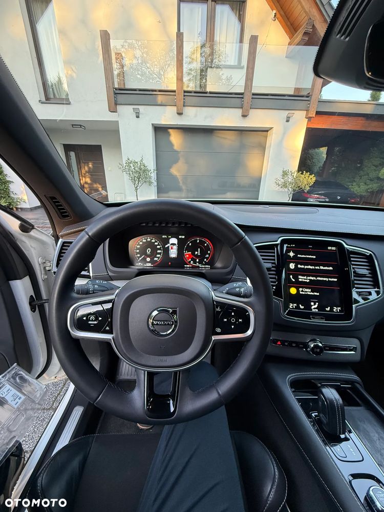Volvo XC 90 - 10