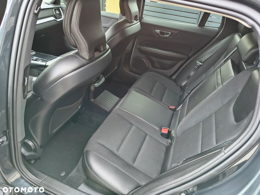 Volvo V60 - 11