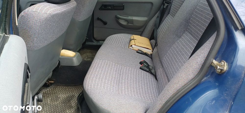 Ford Sierra 1.6 CL - 13