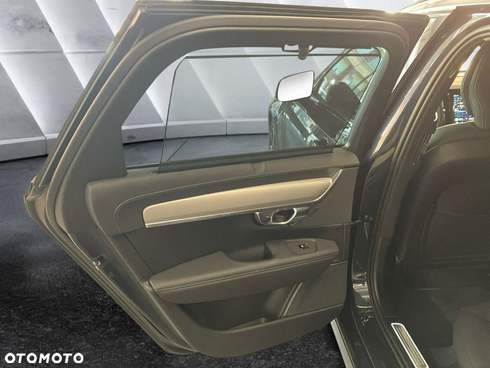 Volvo V90 - 24