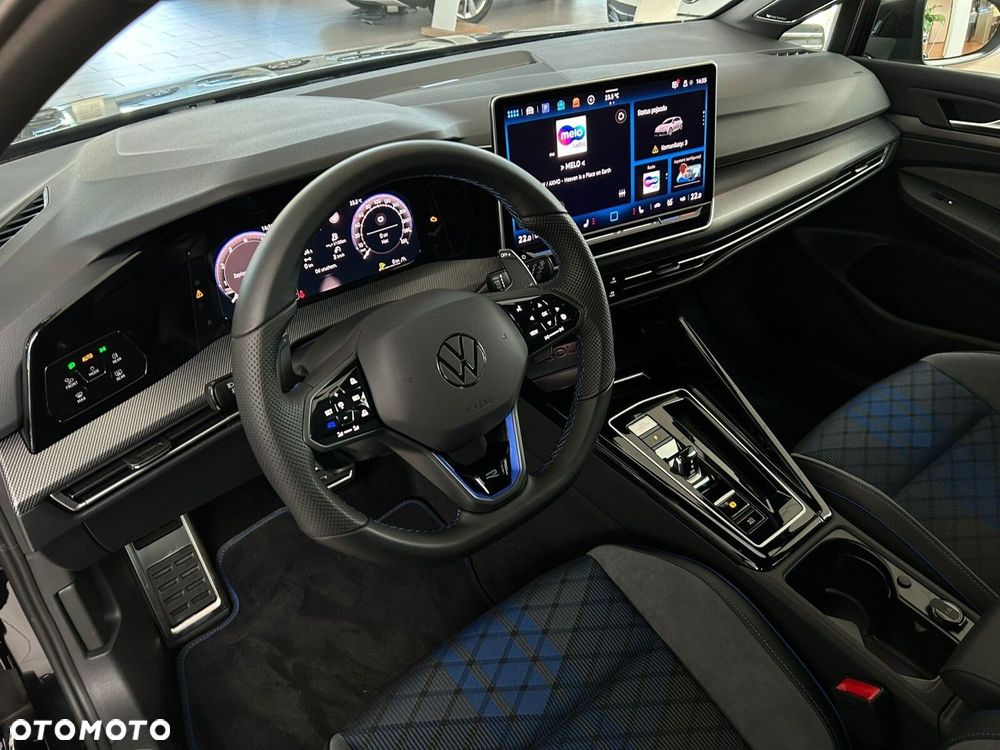 Volkswagen Golf - 5