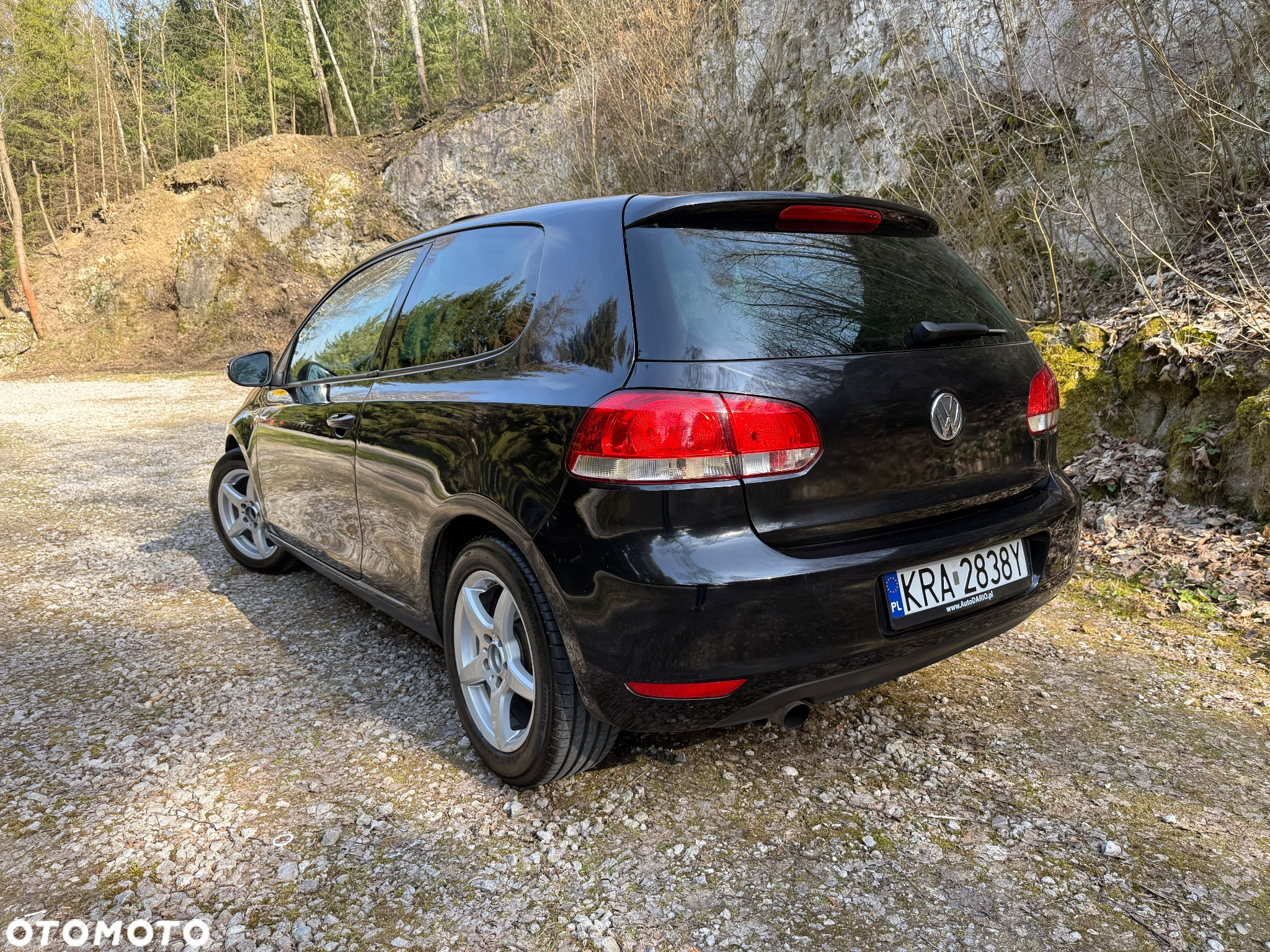 Volkswagen Golf VI 1.6 TDI Comfortline - 3