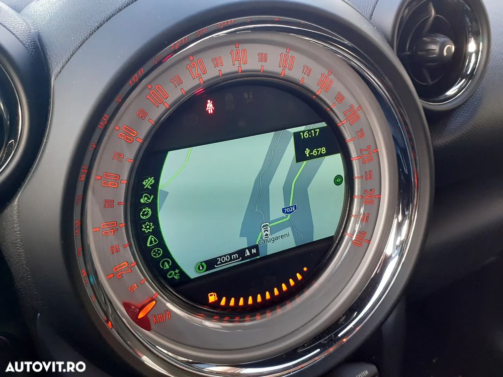 Mini Countryman - 8