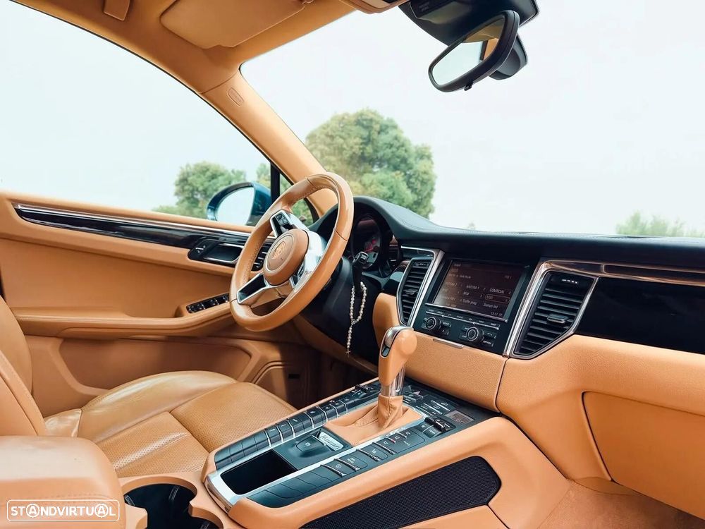 Porsche Macan S - 16