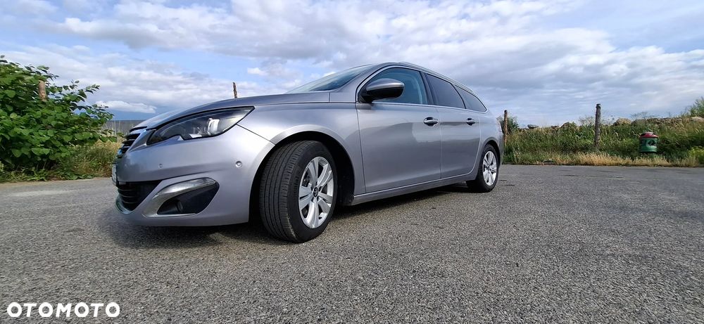 Peugeot 308 BlueHDi 150 Automatik Stop & Start Allure - 11