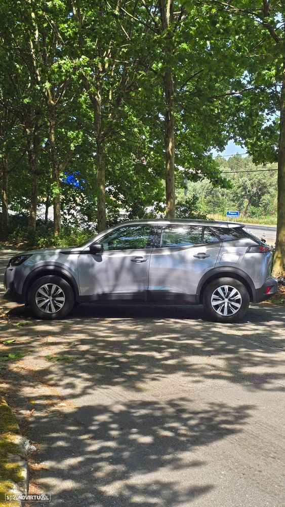 Peugeot 2008 1.2 PureTech Allure - 3