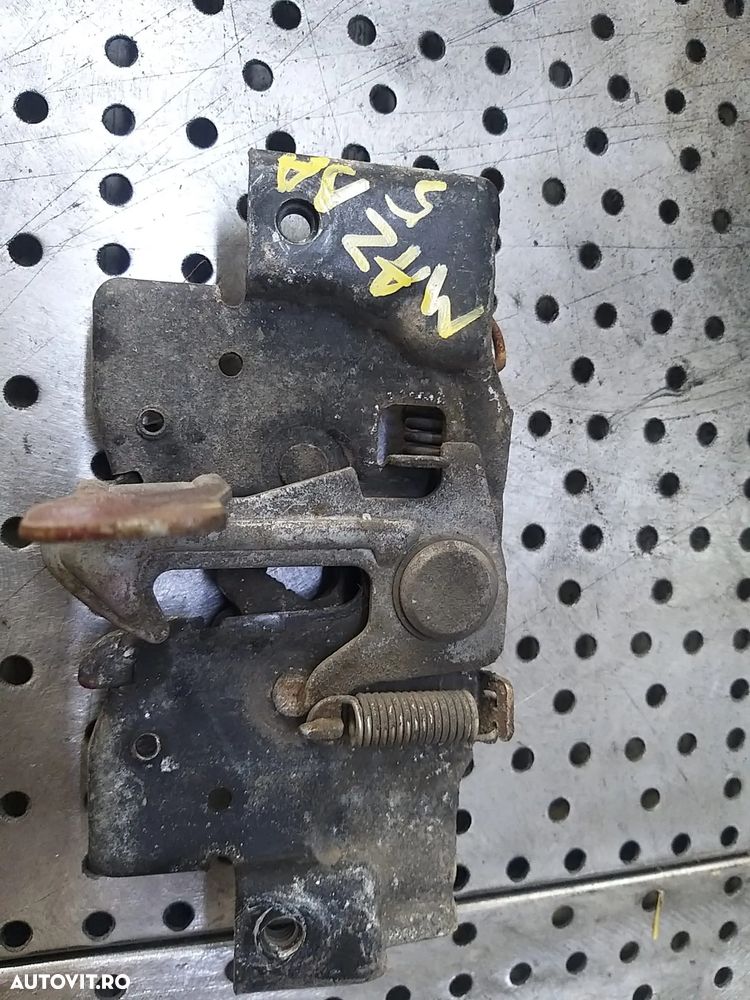Broasca capota mazda 5 - 2