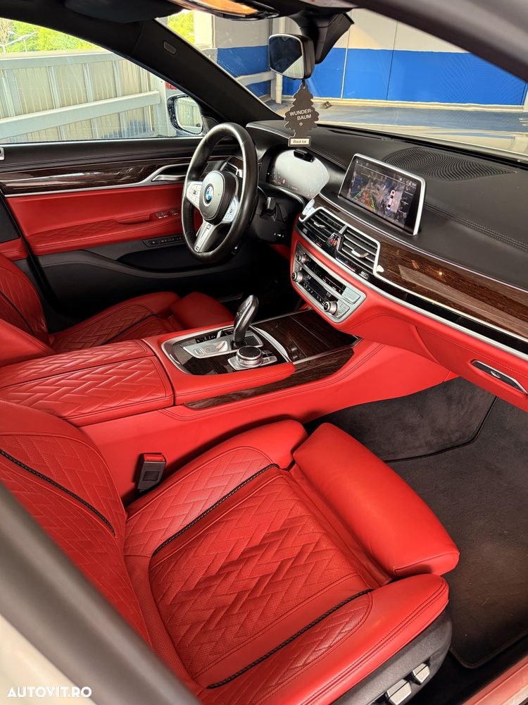 BMW Seria 7 730d - 12