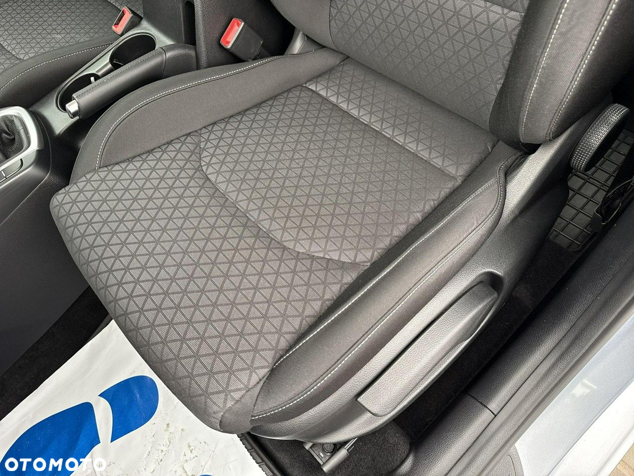 Kia Ceed - 17