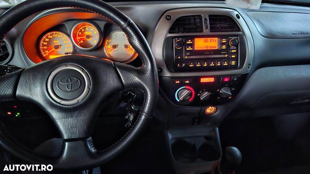 Toyota RAV4 2.0 Sol - 8