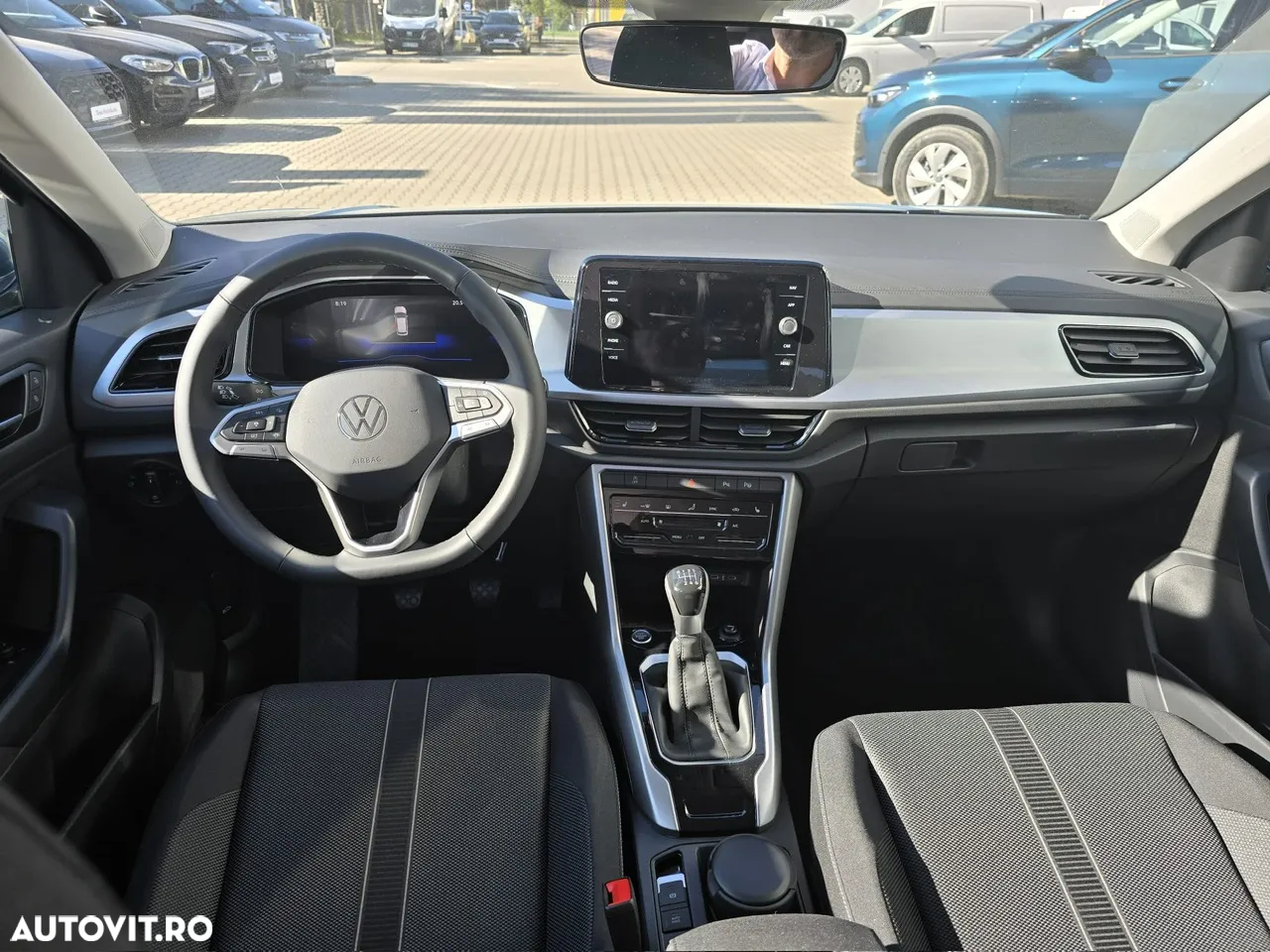 Volkswagen T-ROC 1.0 TSI Life - 8