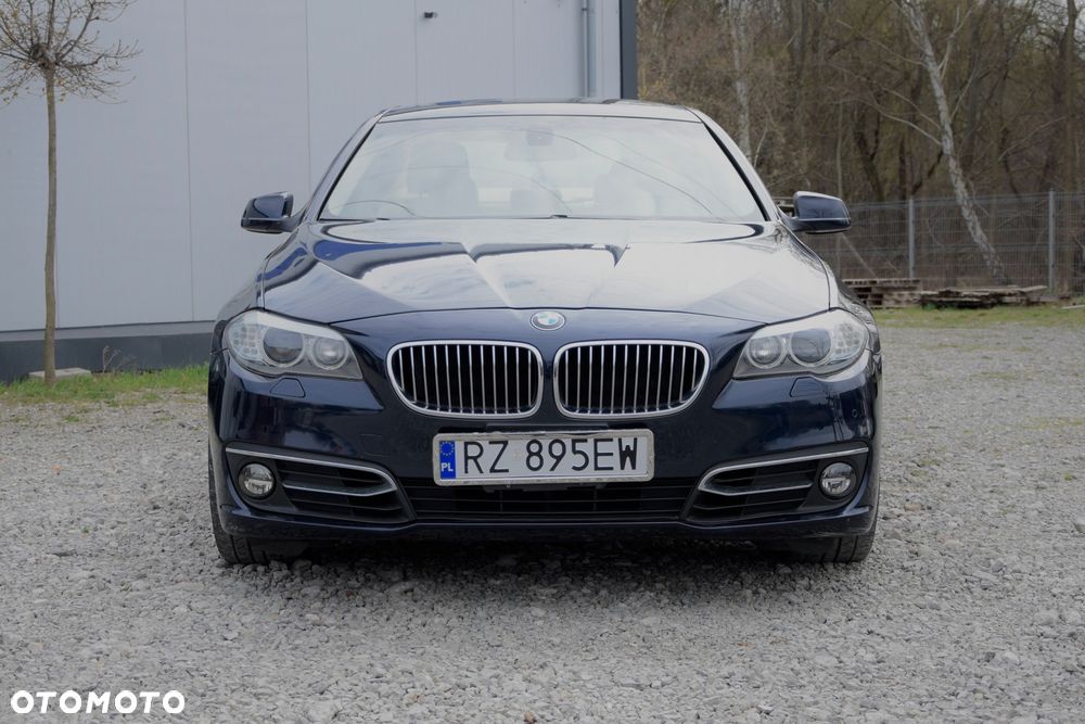 BMW Seria 5 535i Luxury Line - 10