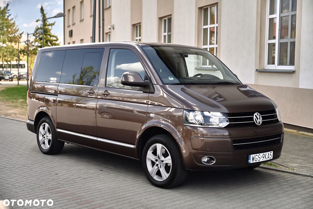 Volkswagen Multivan - 15