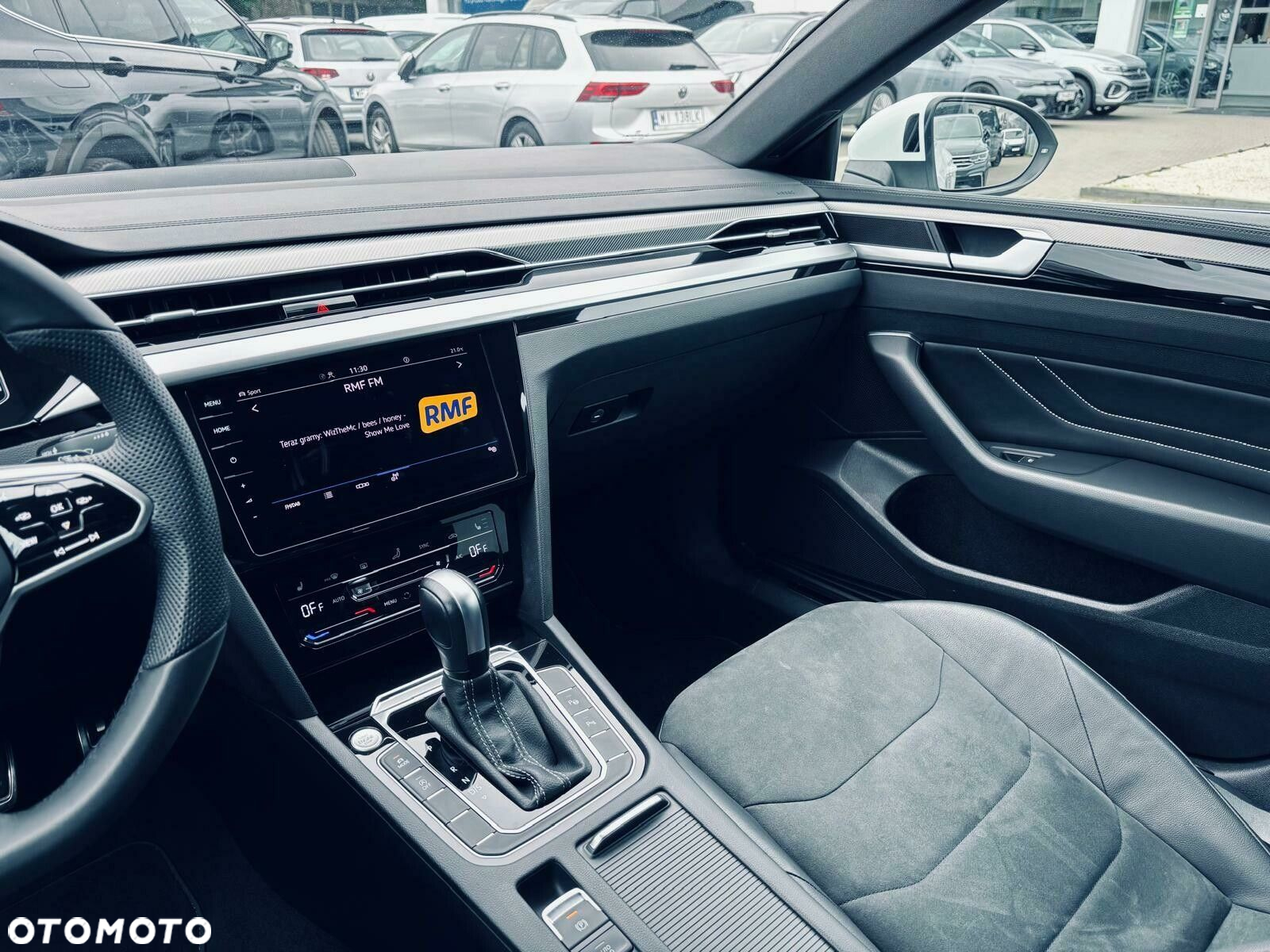 Volkswagen Arteon 2.0 TDI R-Line DSG - 27